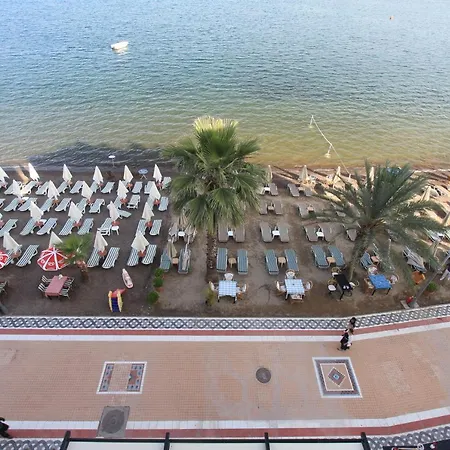 Reis Otel
